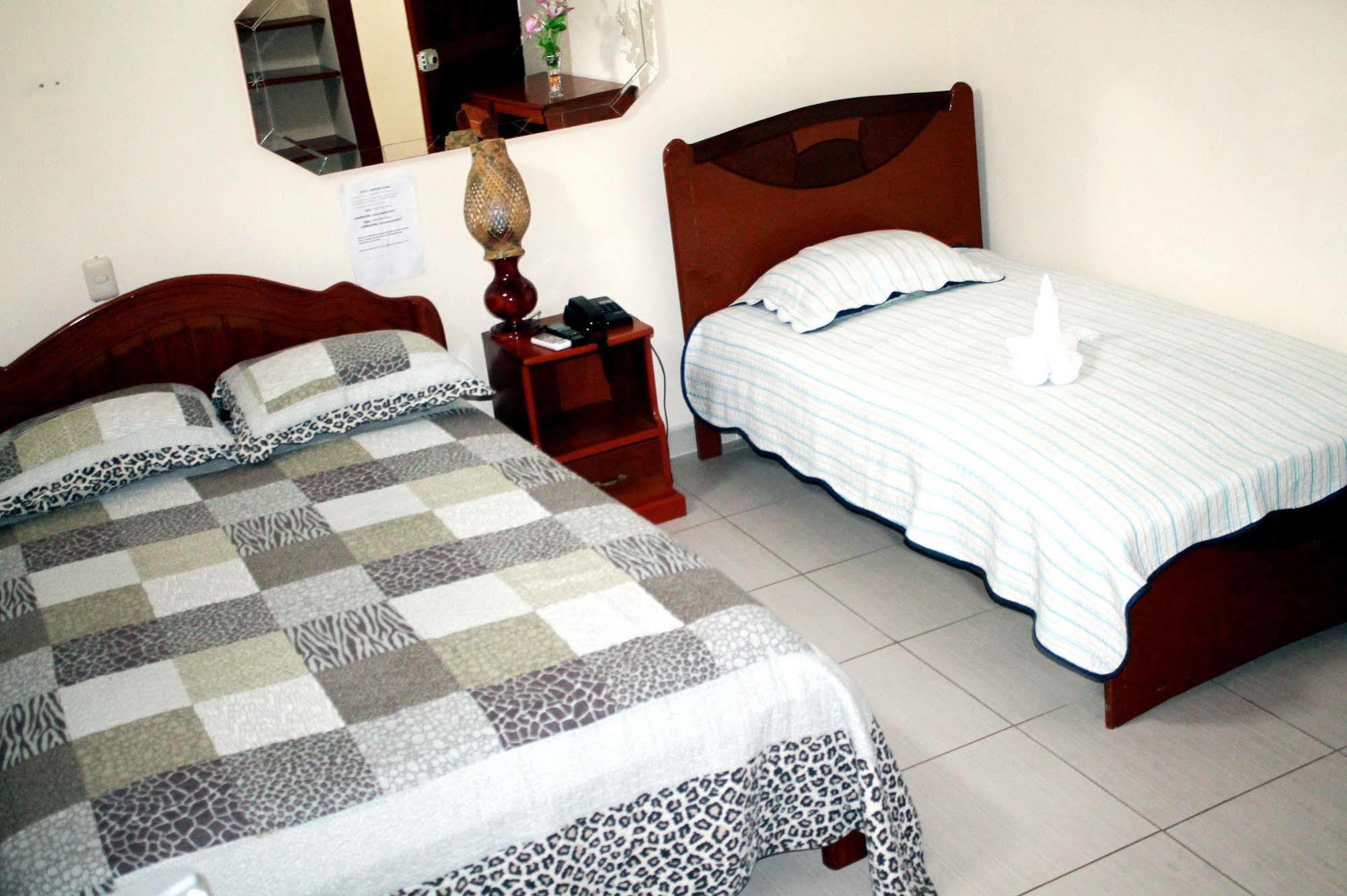 Hotel Ventura Isabel Iquitos Exteriör bild