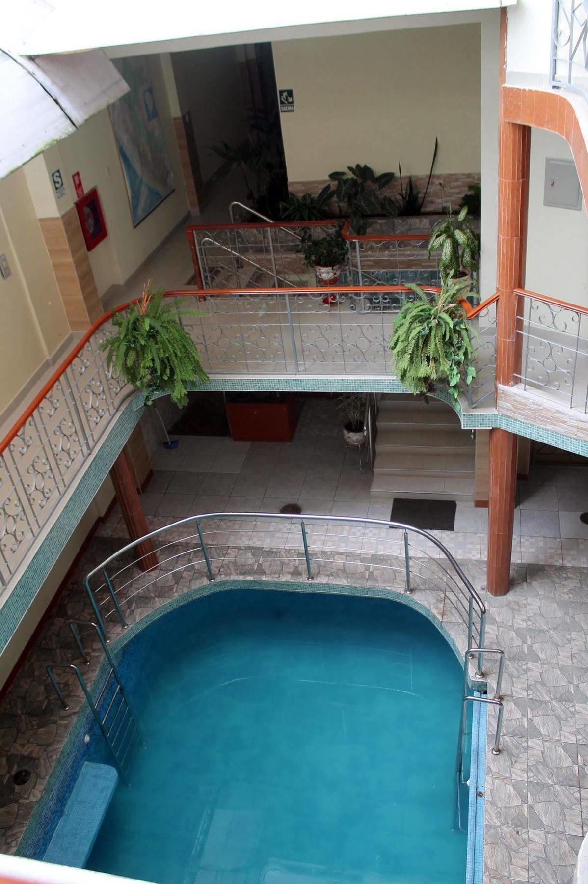Hotel Ventura Isabel Iquitos Exteriör bild